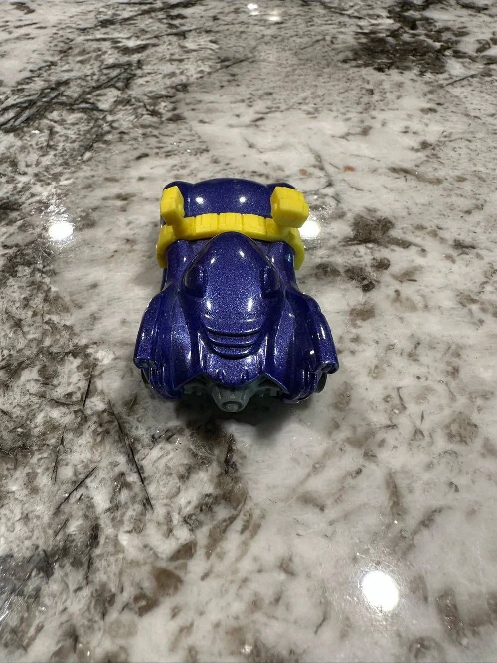 Mattel Batwheels Bam Sparkle Navy Bat-Theme Toy Car with Yellow Bat-Bar